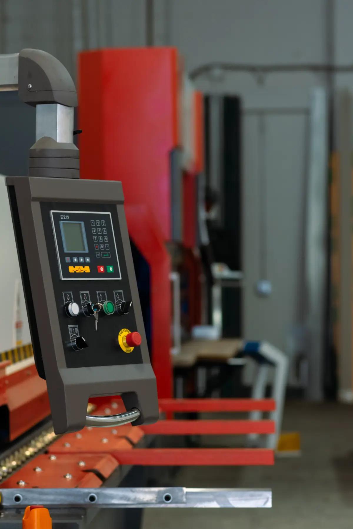 Manufacturer Rankings in the Machinery & Equipment Industry