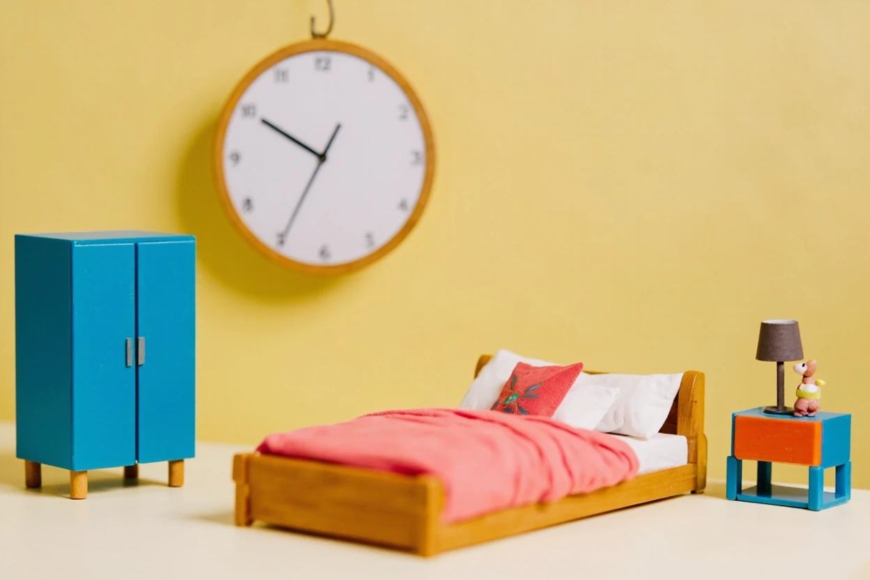 Dollhouse Miniature Furniture Hits $1.24B: 2026 Trends Reshaping the Kids Furniture Market